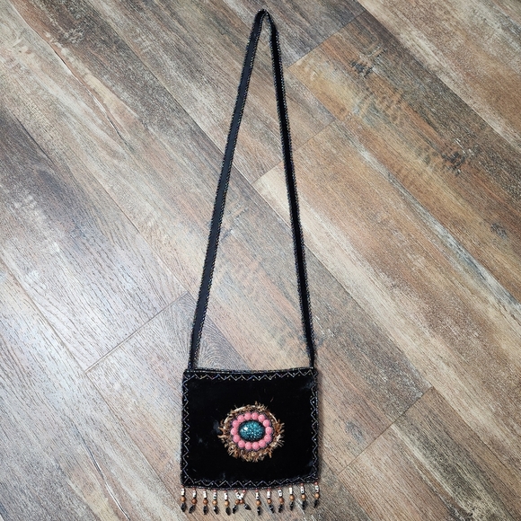 BEAUTIFUL BOHO SILK VELVET BEADED & FEATHERS CROSSBODY PURSE - Picture 12 of 13
